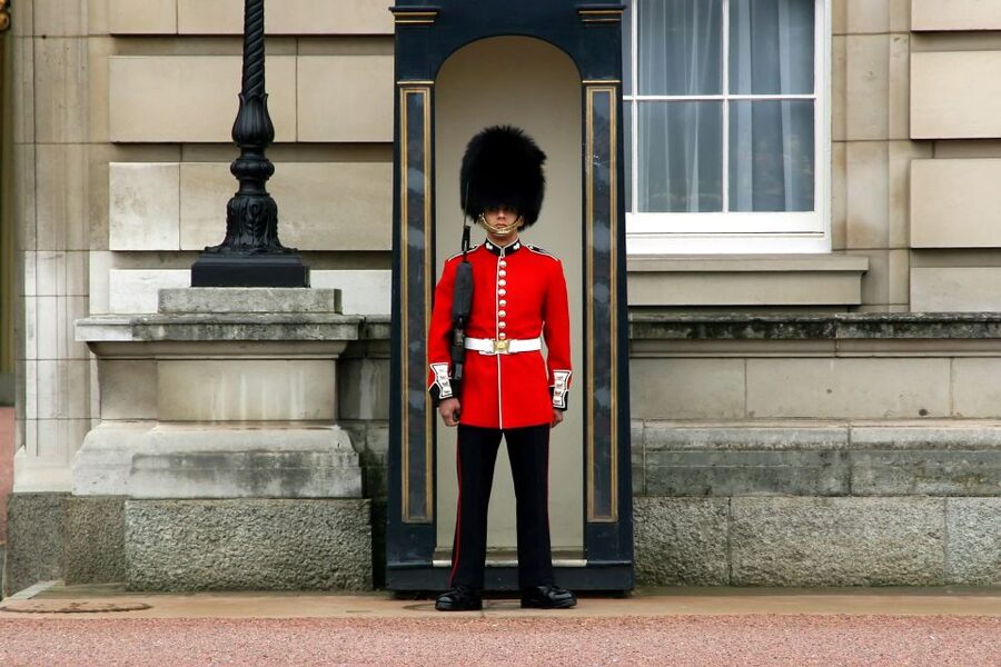The Changing of the Guard Experience with Thames Boat ride - From Westminster to the Tower of London by boat
