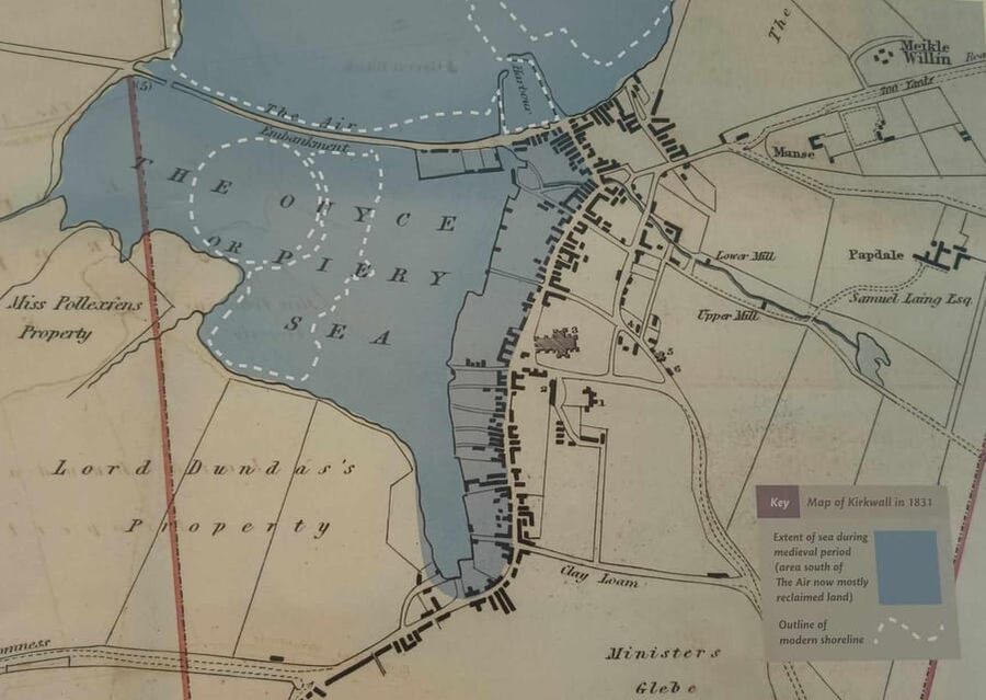 The Grimleens Dark History and Lore Evening Tour o Kirkwall - Starting at Kirkwall’s Market Cross
