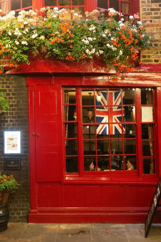 The London Historic Pubs Tour - From Tower Hill to London’s Old Drinking Places