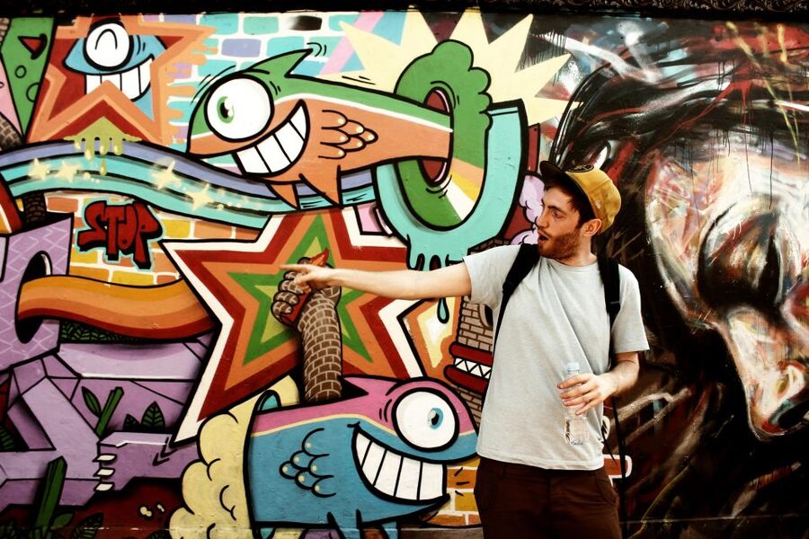 The Original London Street Art Tour (French) - Why this East London walk is different