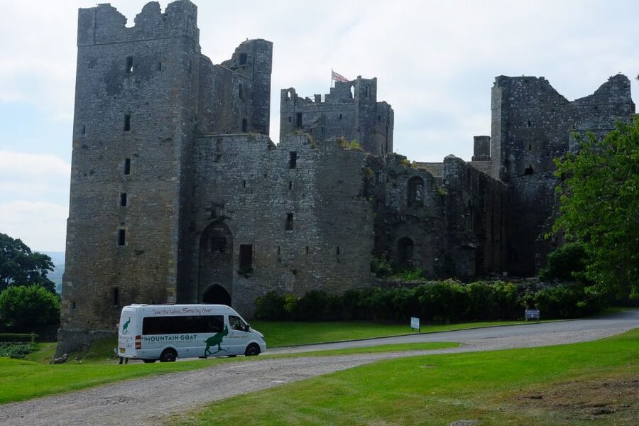 The Yorkshire Dales Tour from York - Wensleydale and the first big views