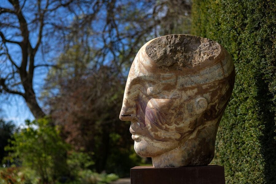 Thirsk Hall: Sculpture Garden Ticket - Finding the entrance on Kirkgate