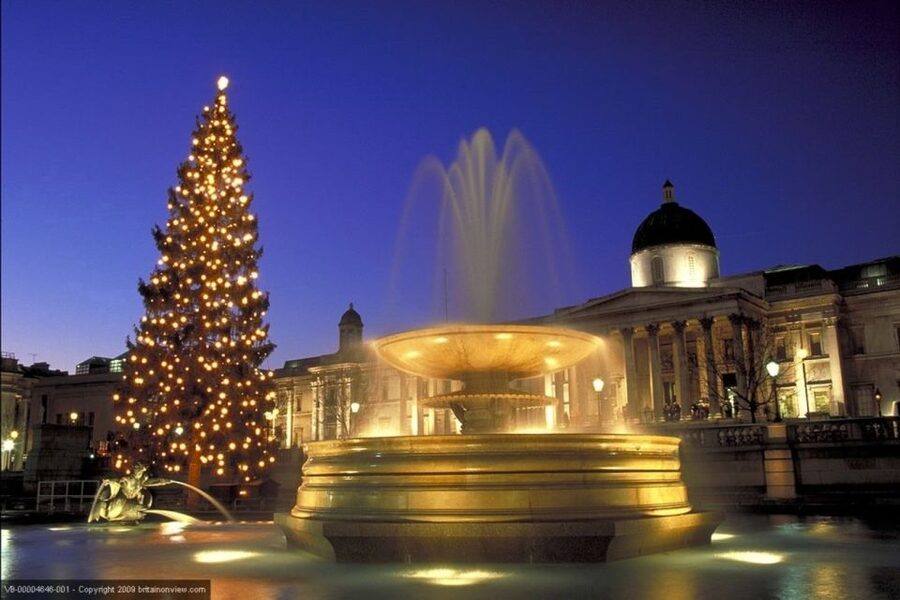 Tour of London and Christmas Day Lunch Cruise - Should you book this London Christmas cruise?