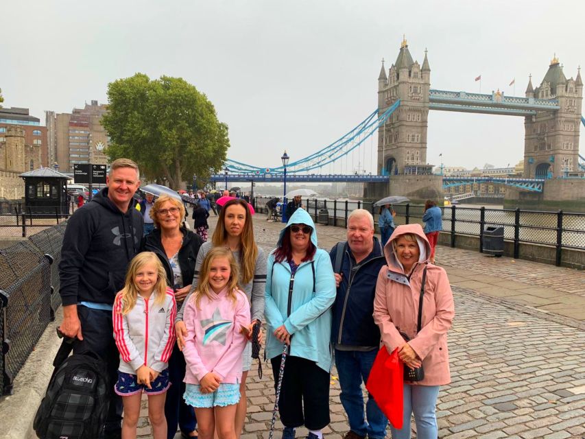 Tower of London Kid-Friendly Private Tour - The Medieval Tower, Royal Mint, and Royal Menagerie