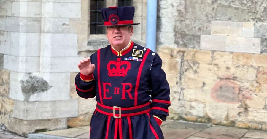 Tower of London Private Tour - Beefeaters, royal displays, and Henry VIII’s armor