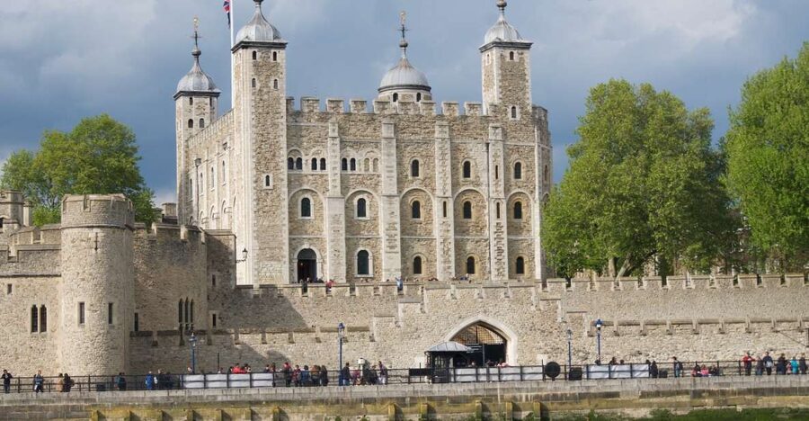 Ultimate Royal London, Thames River Boat Ride & Walking Tour - Resting your feet on the Thames