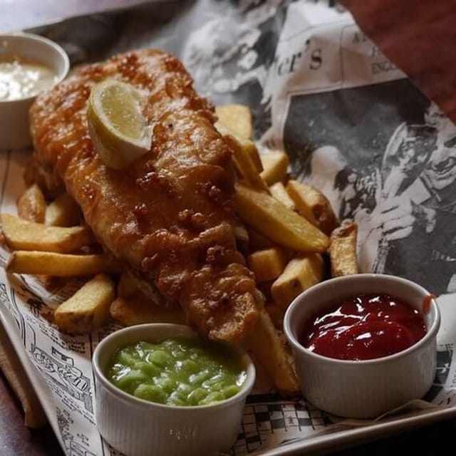 Underground Food Tour: London Bridge - British favorites with a strong local identity