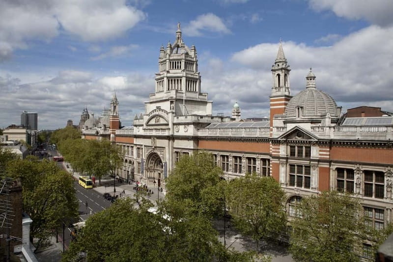 Victoria and Albert Museum London Private Guided Tour 3 hour - Jewelry, Textiles, and the Details You Could Miss