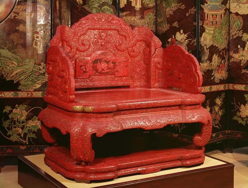 Victoria and Albert Museum London Private Guided Tour 3 hour - Ceramics, Furniture, Sculpture, and Applied Arts