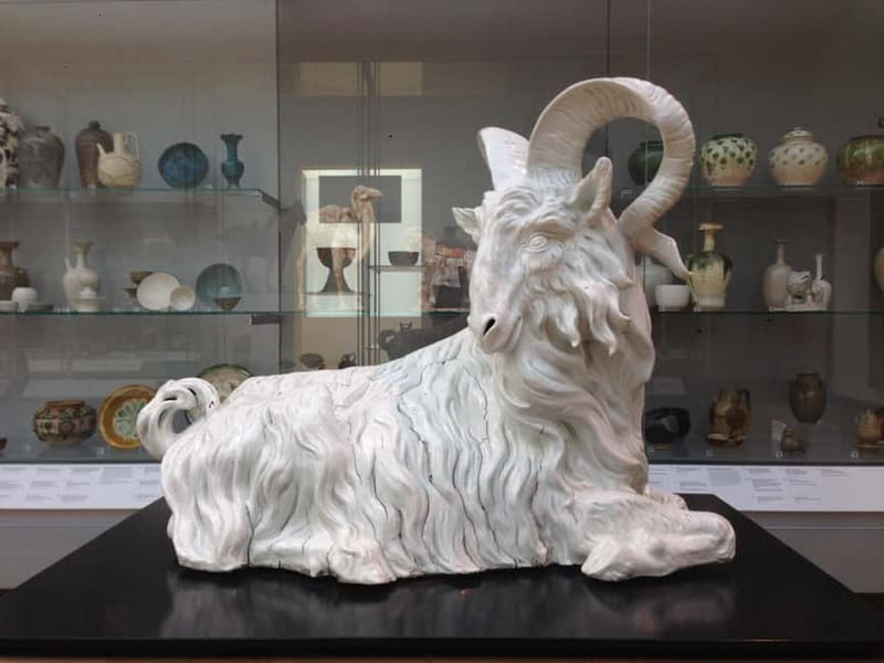 Victoria and Albert Museum London Private Guided Tour 3 hour - What Three Hours Can and Cannot Do