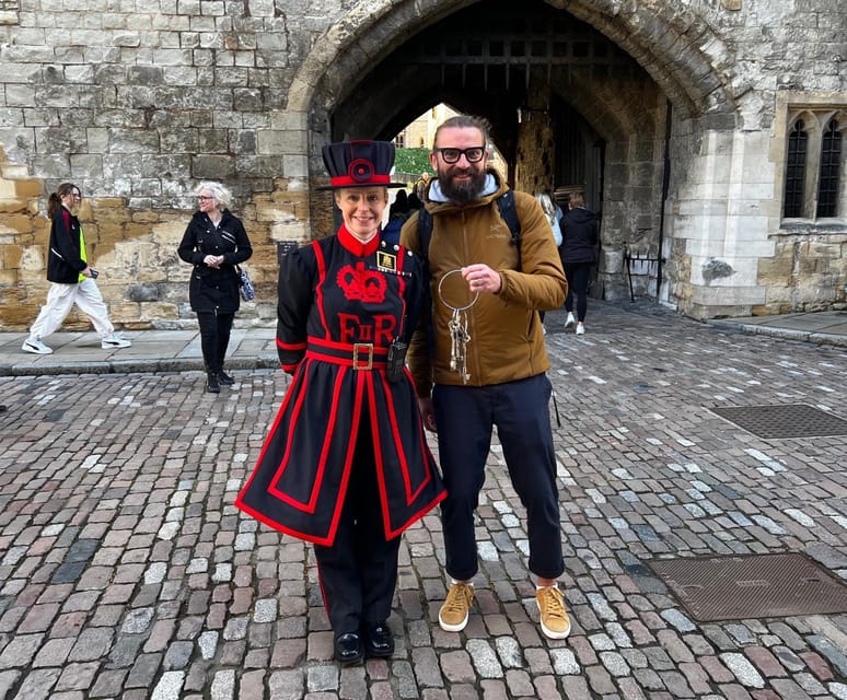 VIP Tower of London Beefeater Meet & Greet and Royal London - Why the Crown Jewels are the morning prize