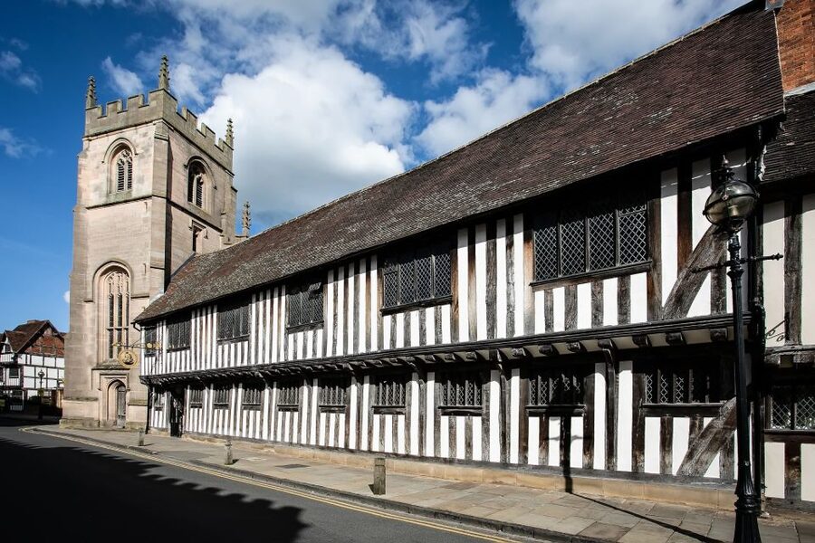 Warwickshire: The Explorer Pass by Shakespeare's England - Shakespeare’s Stratford: three different views of one famous figure