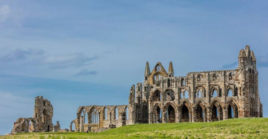 Whitby: Whitby Abbey Ticket - Thirteen centuries of saints, poets, and raids