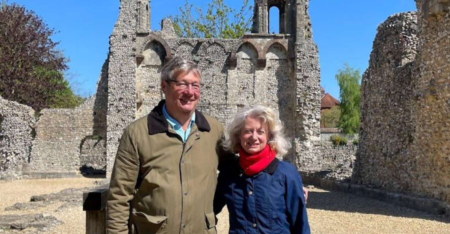 Winchester: Historic Castles and Cathedrals Walking Tour - King Alfred and the River Itchen
