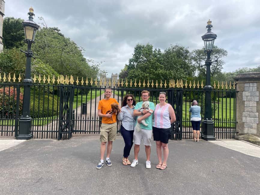 Windsor: Private Town-Walking Tour - Soldiers, pubs, and the everyday town