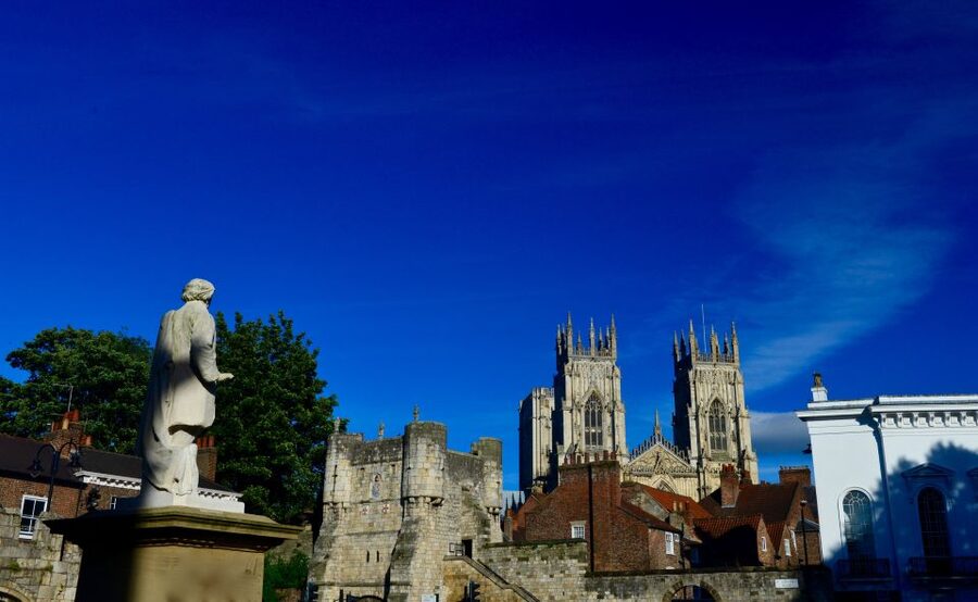 York: City Highlights Small Group Walking Tour - York Minster and 900 years above the skyline