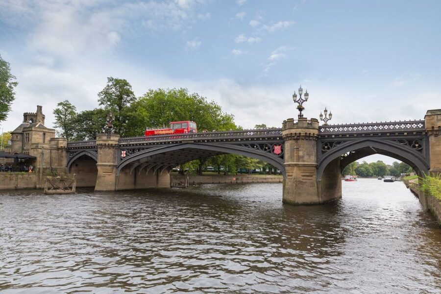 York: City Sightseeing Hop-On Hop-Off Bus Tour - The Mount and Mount Vale offer useful connections